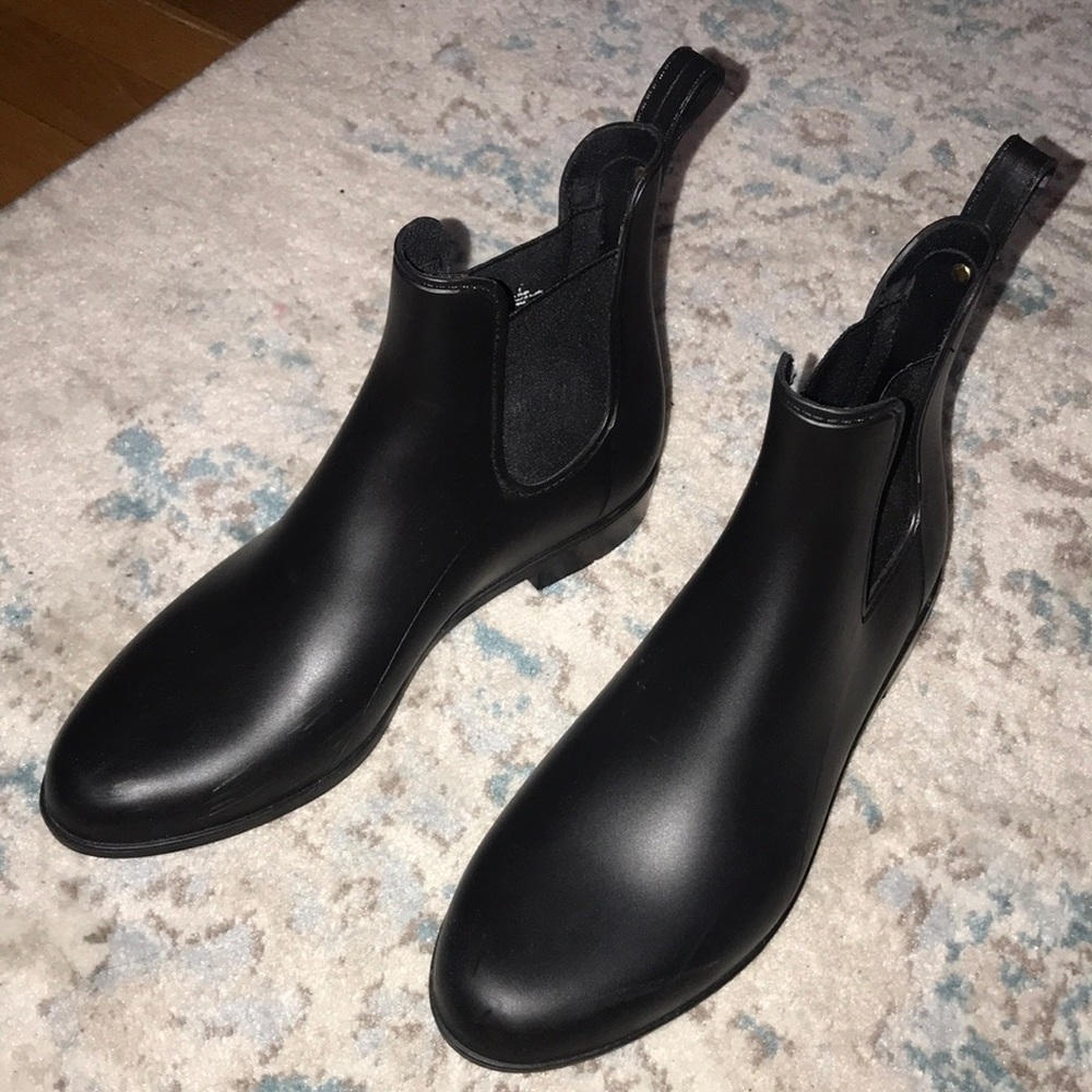Sam Edelman black rain boot